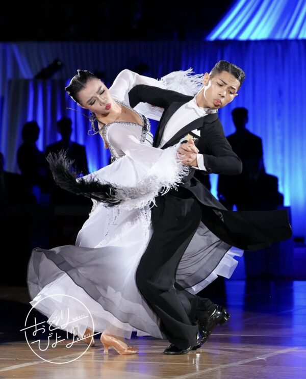 Swan Noir（スワン・ノワール）