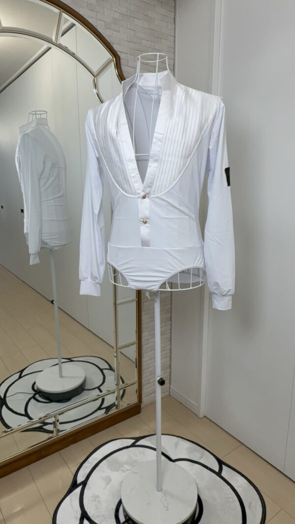 Foundation Line（White）